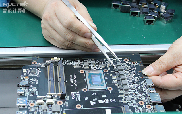 【工控科普】一片主板可以有多少路CPU？(圖1)